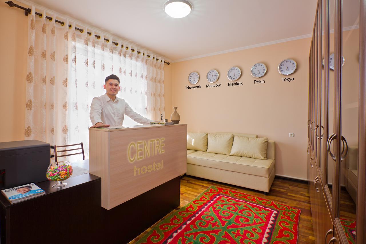 Centre Hostel Bishkek Exteriör bild